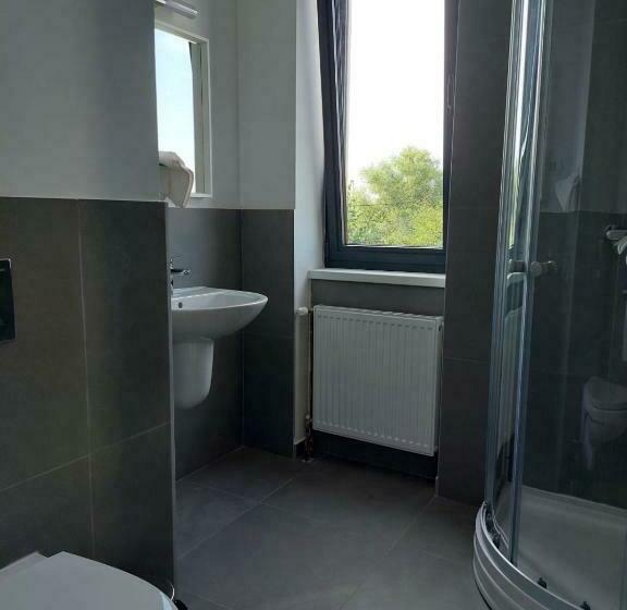 スタンダードスタジオ, Casa Maria City Apartments