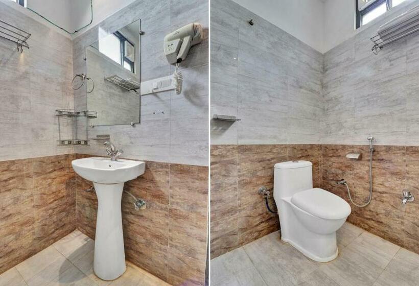 غرفة كلاسيكية ثلاثية, Collection O Hotel Shiv Bliss