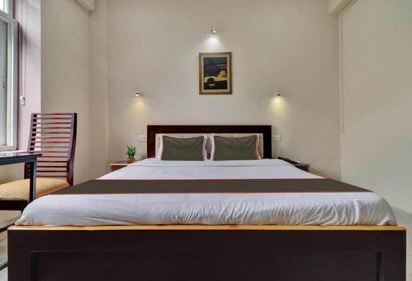 غرفة كلاسيكية ثلاثية, Collection O Hotel Shiv Bliss