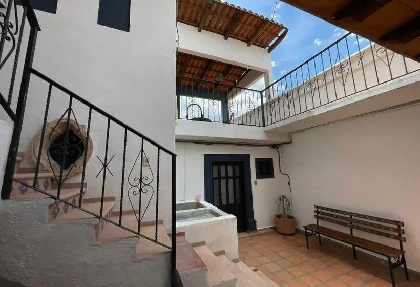 اتاق استاندارد, & Hostal Santuario