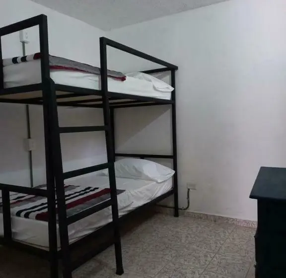 اتاق استاندارد با سرویس بهداشتی مشترک, & Hostal Santuario