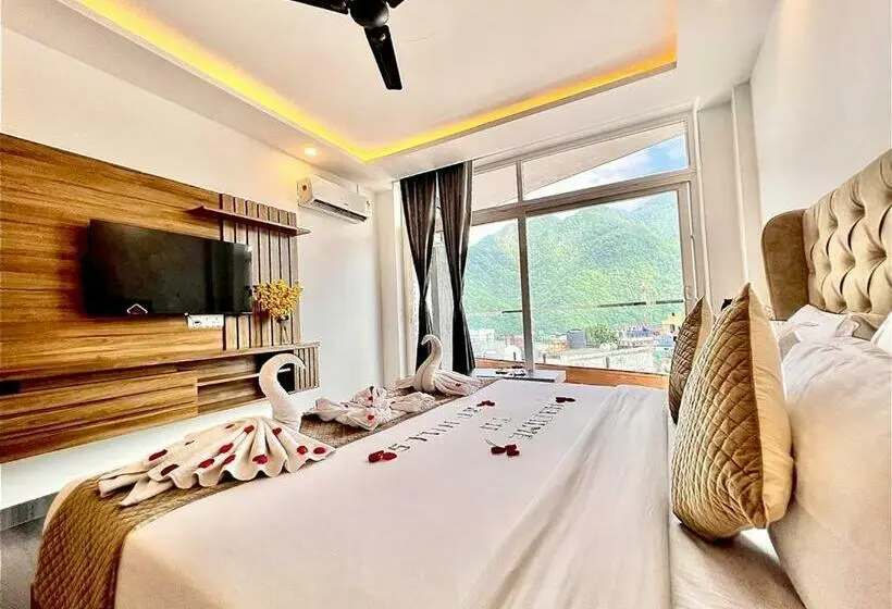 Quarto deluxe, Jp Hills Rishikesh