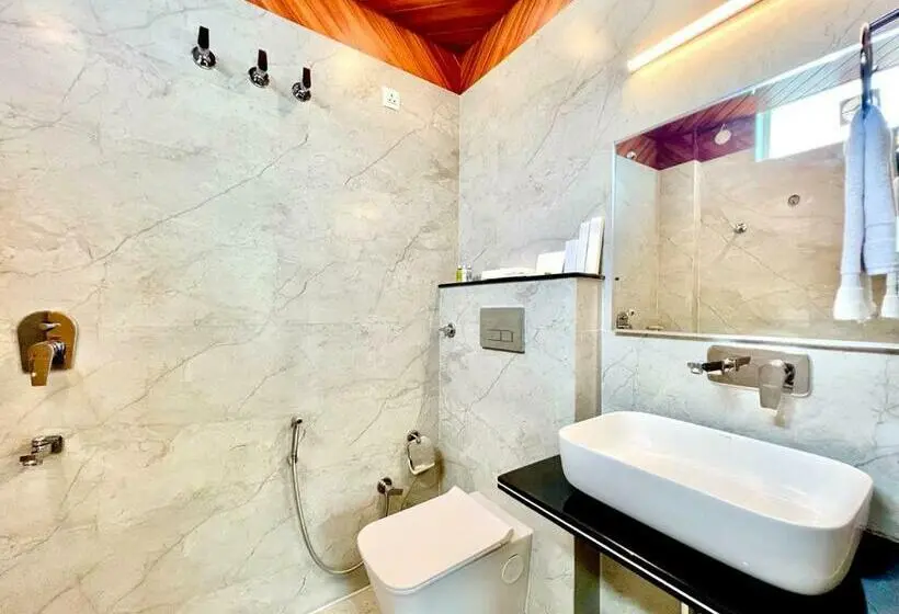 Quarto Premium, Jp Hills Rishikesh