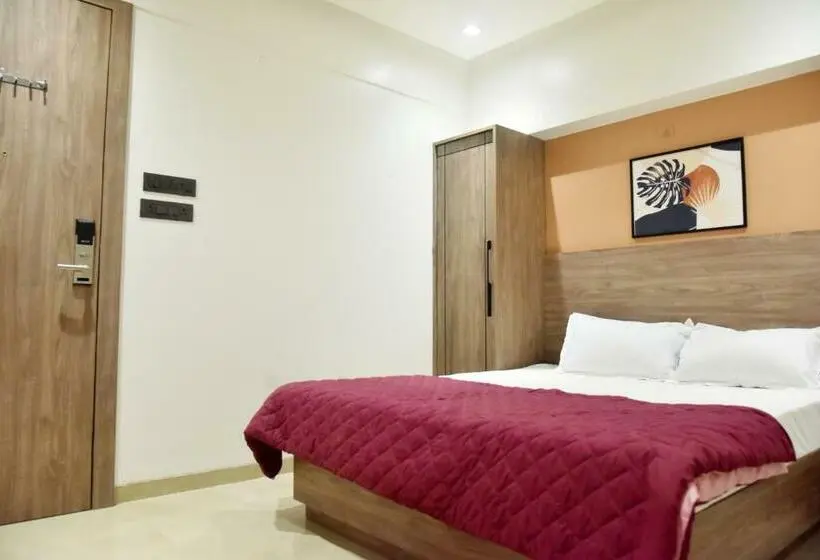 Deluxe-huone, Manoranjan Enclave