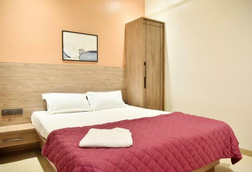 غرفة سوبيريور, Manoranjan Enclave