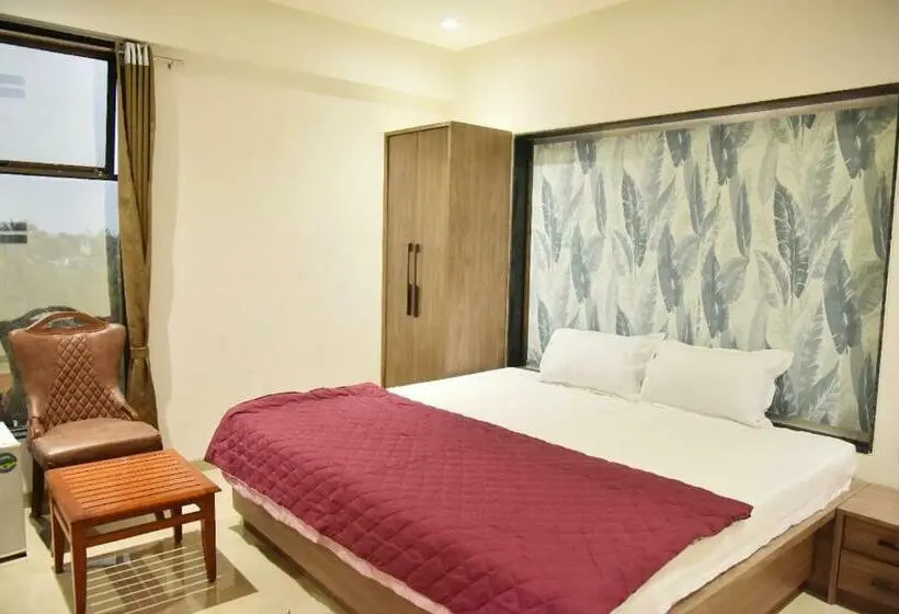 Superior-sviitti, Manoranjan Enclave