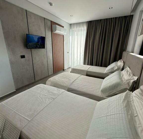 Triple Room Sea View, Villa Idrizi