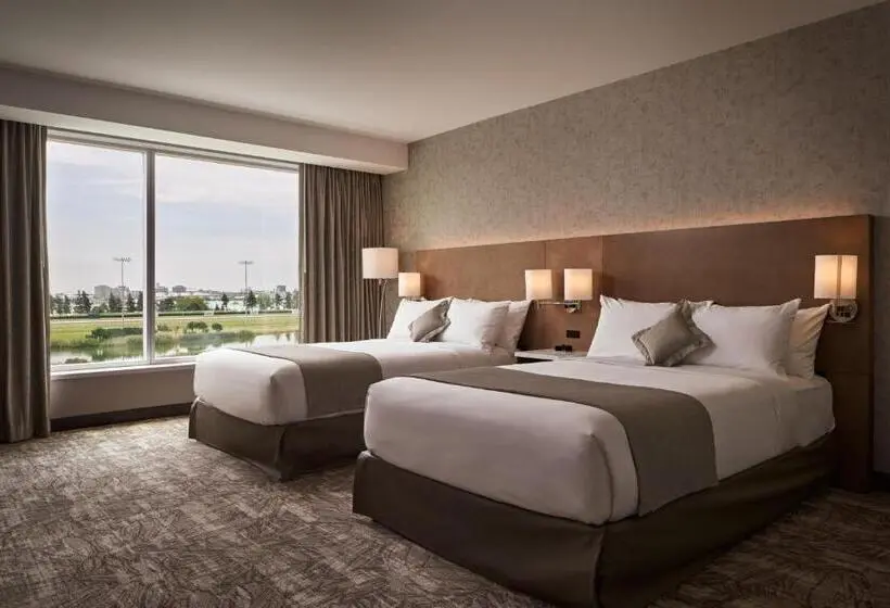 クイーンサイズベッドのスタンダードルーム, Great Canadian Casino Resort Toronto