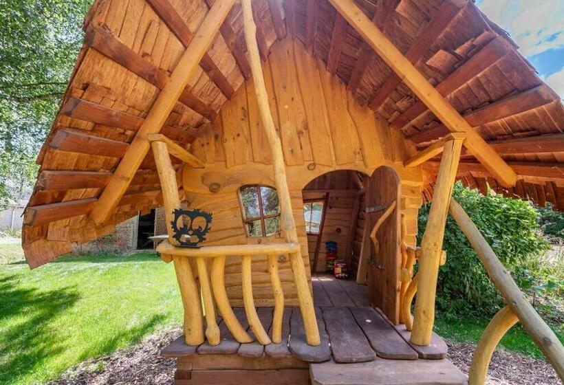 四人标准间, Au Pied Du Frêne