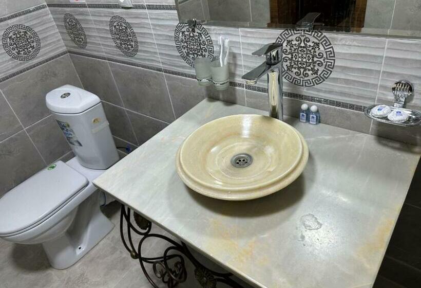 Standart Tek Kişilik Oda, Garden City