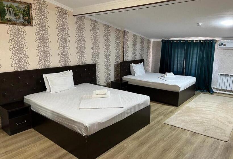 Standart Oda, Garden City