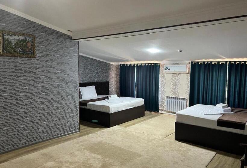 Standart Oda, Garden City