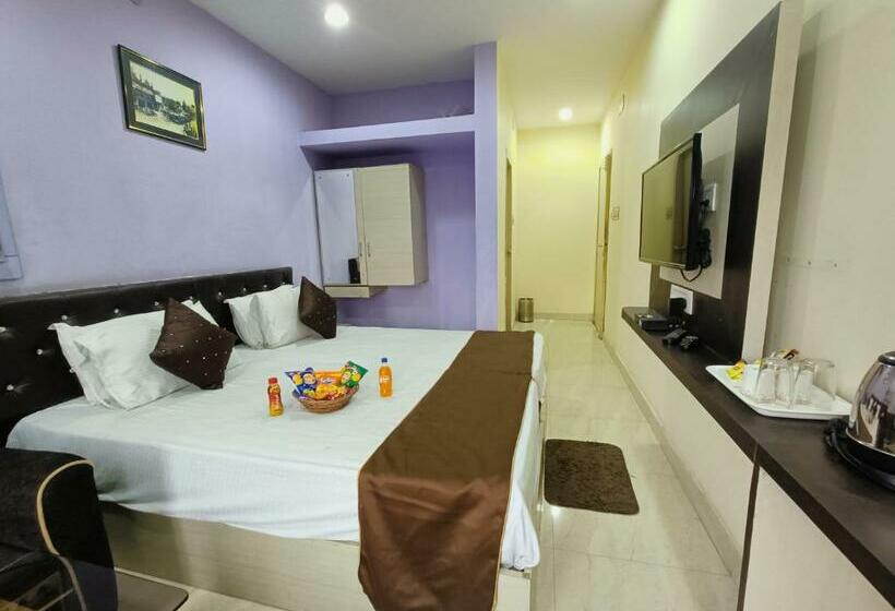 Номер Стандарт, Reliance Guest House