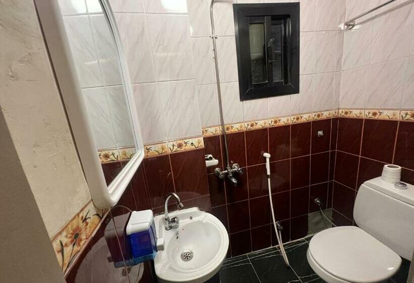 스탠다드 룸, Mohammad Hariri Hotel فندق محمد حريري