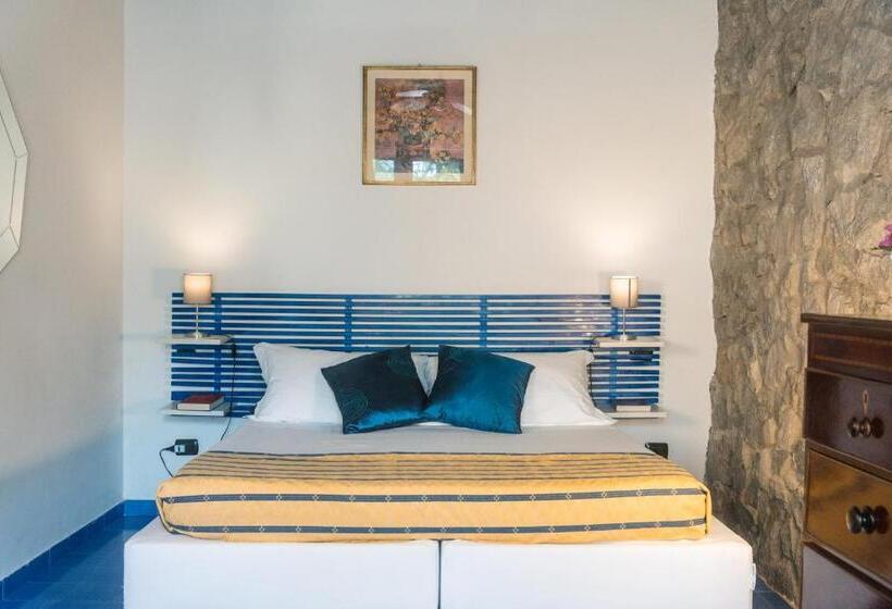 اتاق استاندارد سه نفره, Collina Blu