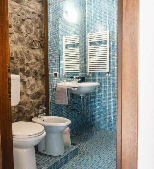 اتاق استاندارد سه نفره, Collina Blu