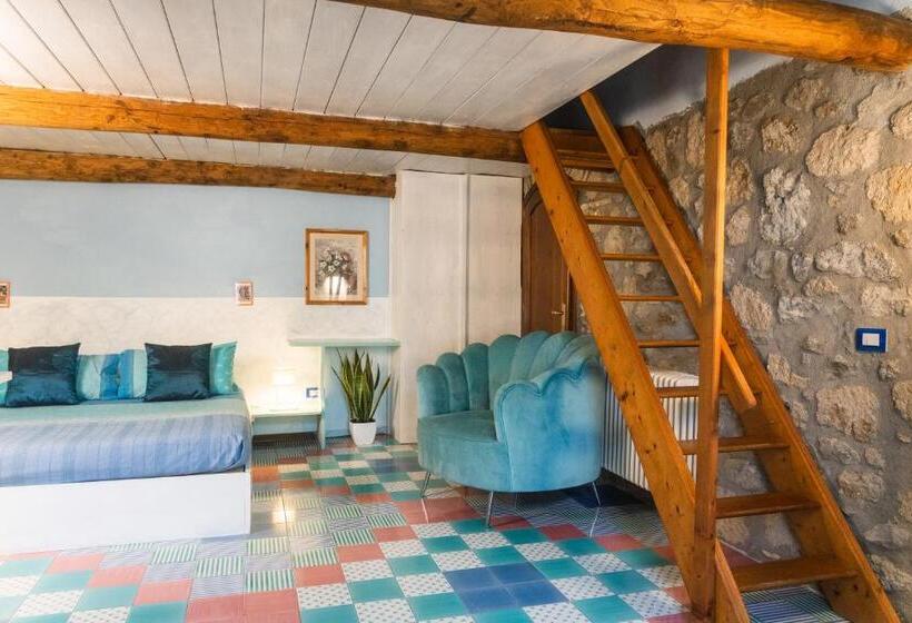 سوییت خانوادگی, Collina Blu