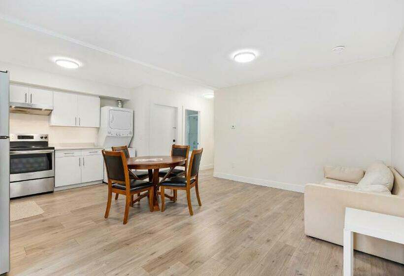 マウンテンビュースタンダードルーム, William Place