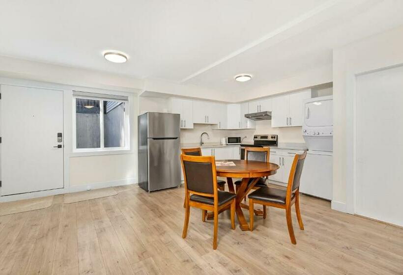 マウンテンビュースタンダードルーム, William Place