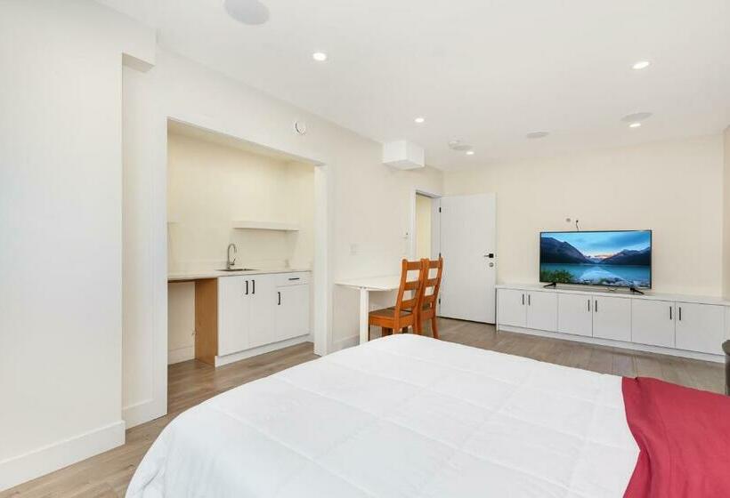 マウンテンビュースタンダードルーム, William Place