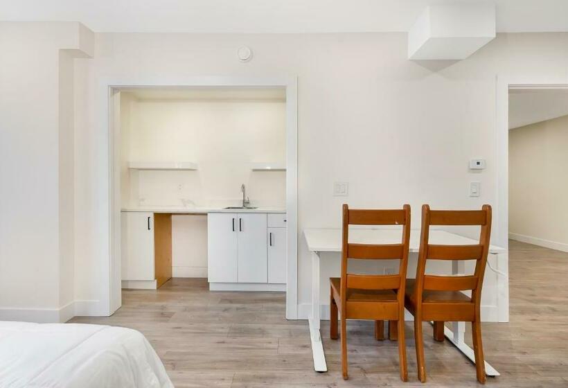 マウンテンビュースタンダードルーム, William Place