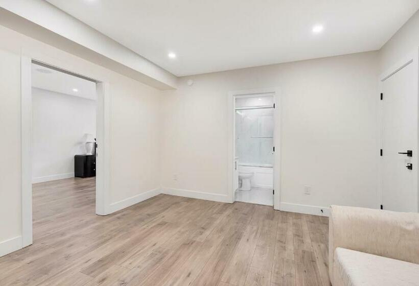 マウンテンビュースタンダードルーム, William Place