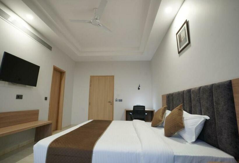 اتاق لوکس, Krishna Inn