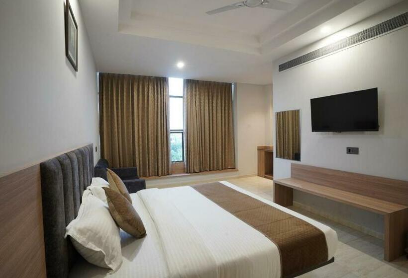 غرفة ديلوكس, Krishna Inn