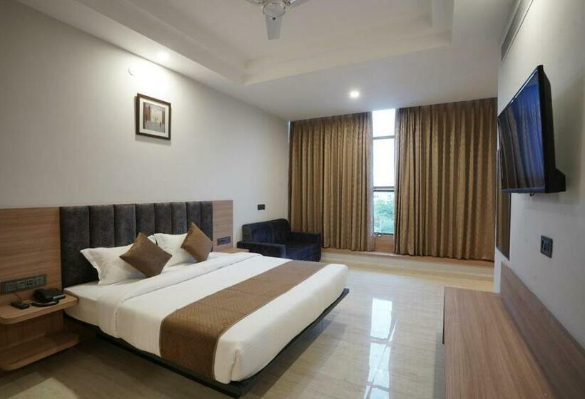 غرفة ديلوكس, Krishna Inn