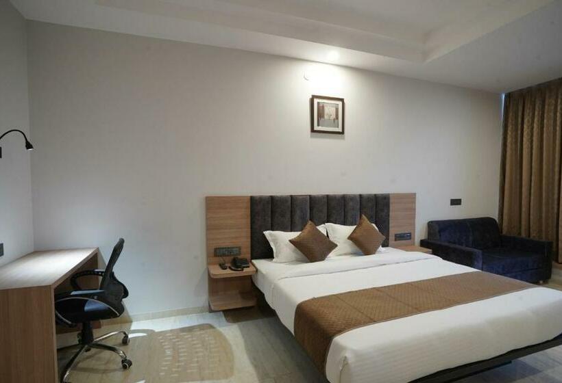 اتاق لوکس, Krishna Inn