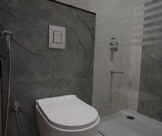 غرفة ديلوكس, Krishna Inn