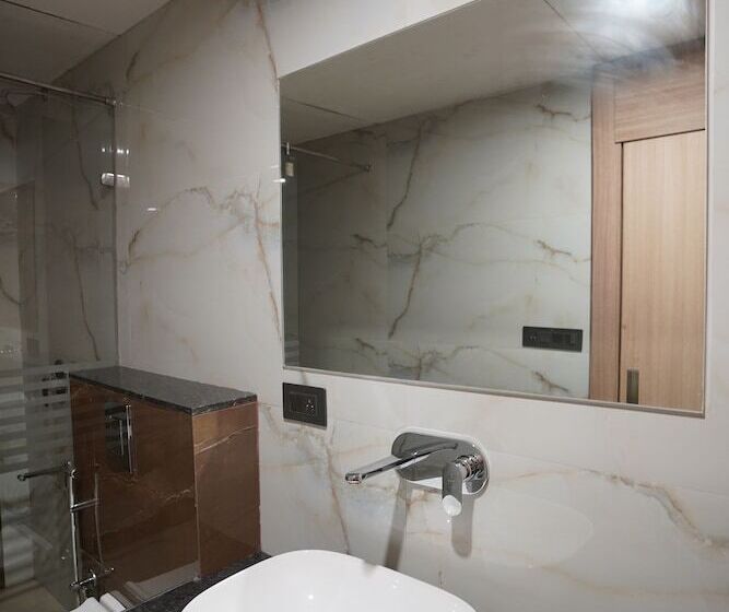 غرفة ديلوكس, Krishna Inn