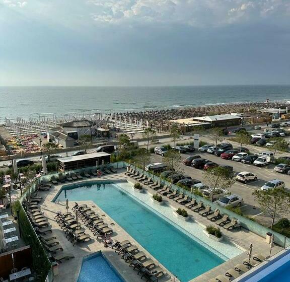 استودیوی لوکس, Infinity 194