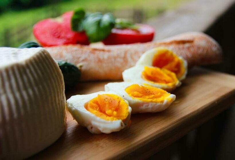 スタンダードルーム, Inside, The Village  Wooden Hideaway