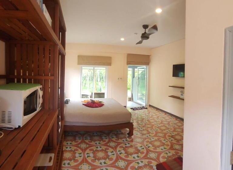 标准间, Baan Nomtham