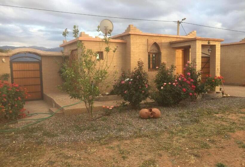 اتاق اکونومی, Dar Tiziri Amizmiz