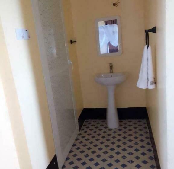 スタンダードルーム, Mfumbwi Coast Village