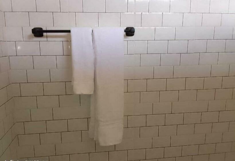 スタンダードルーム, Mfumbwi Coast Village