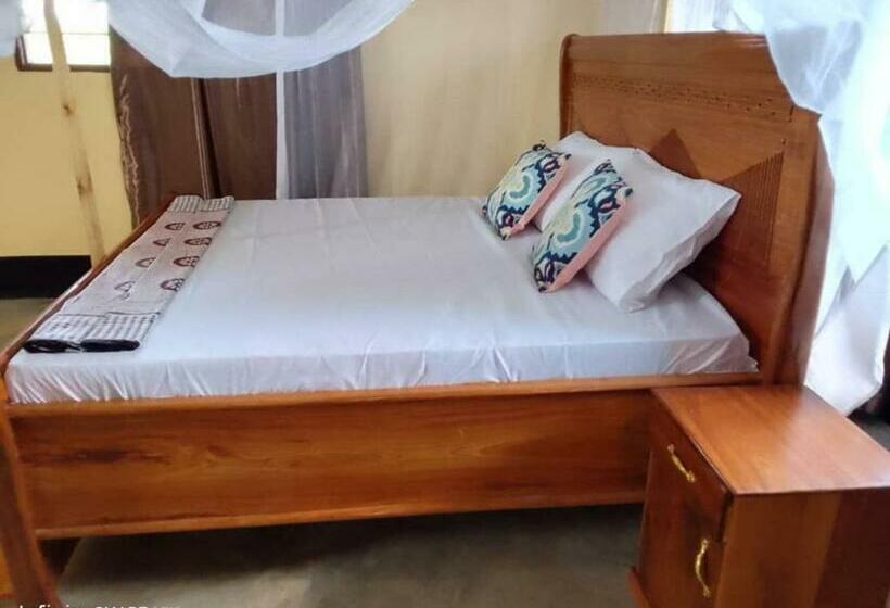 スタンダードルーム, Mfumbwi Coast Village