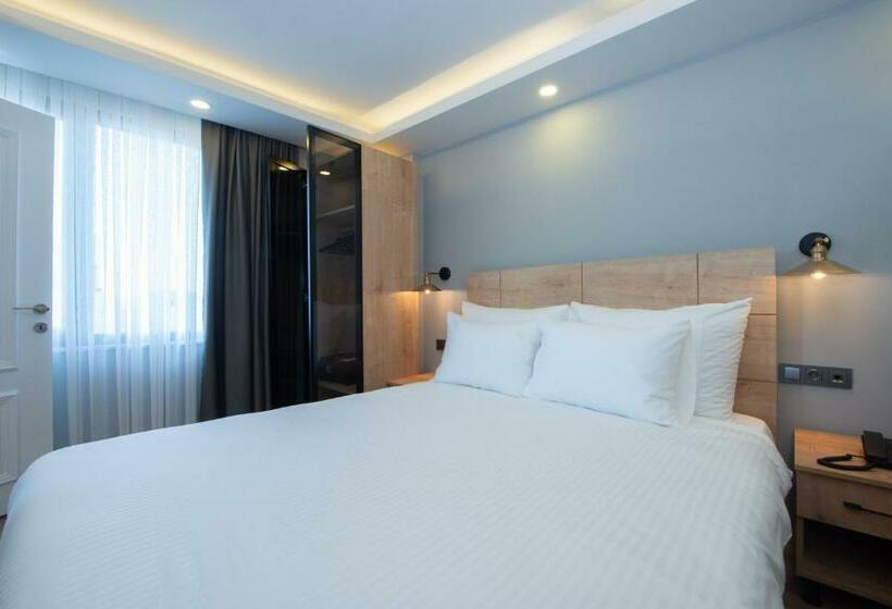 オーシャンビュースイート, Art Karaköy