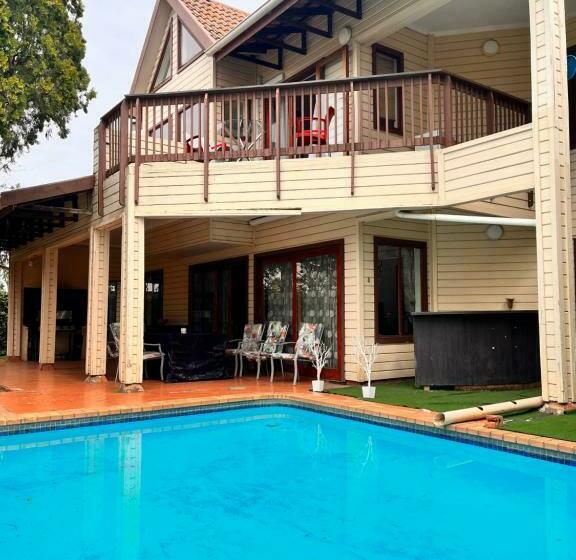 חדר דלוקס עם מרפסת, The Woodhouse