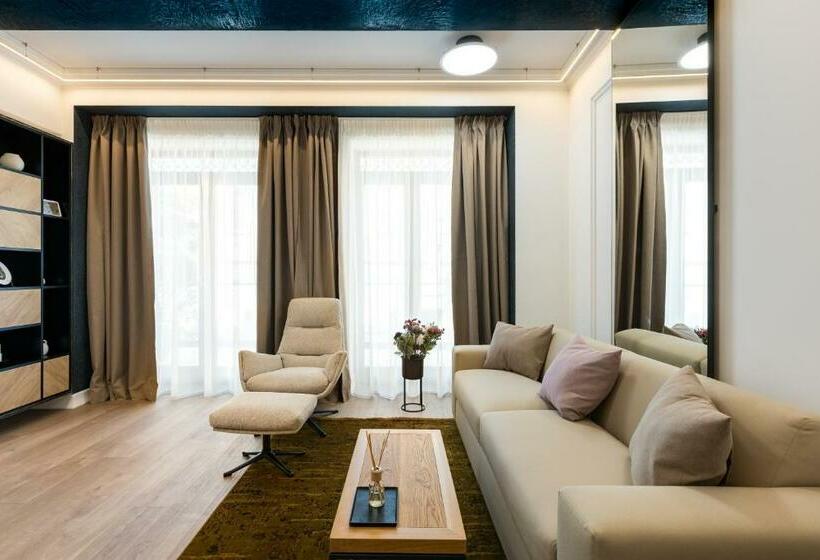 ２ベッドルームアパートメント, Rosetti One