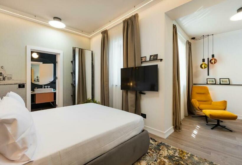 ２ベッドルームアパートメント, Rosetti One