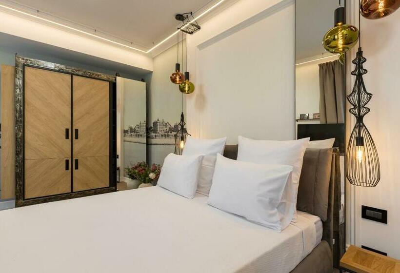 ２ベッドルームアパートメント, Rosetti One