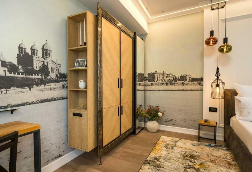 ２ベッドルームアパートメント, Rosetti One