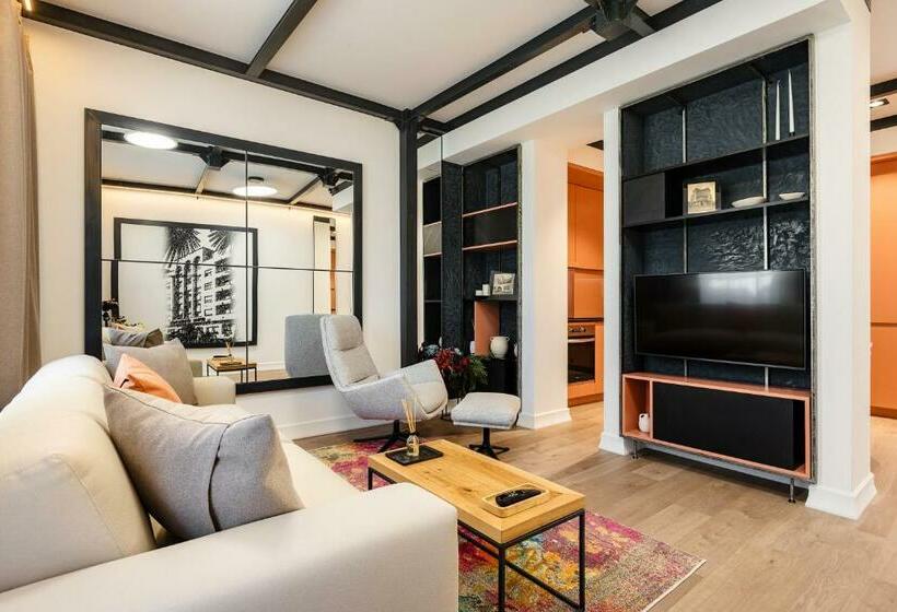 ２ベッドルームアパートメント, Rosetti One