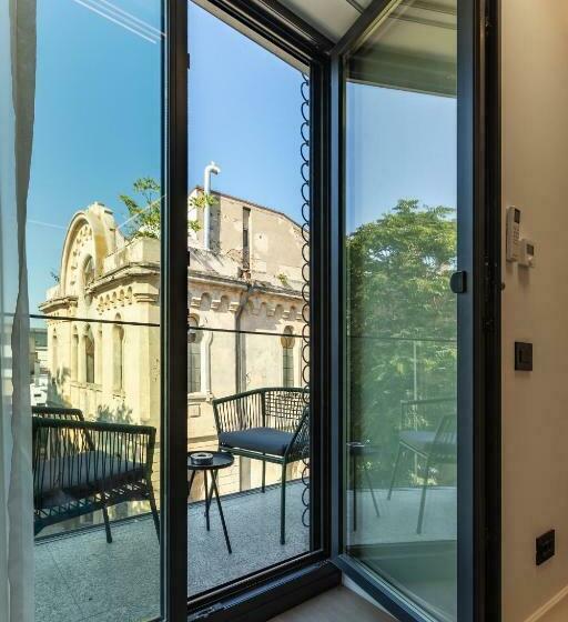 １ベッドルームアパートメント, Rosetti One