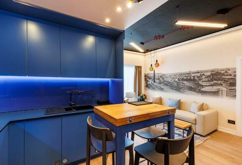 １ベッドルームアパートメント, Rosetti One