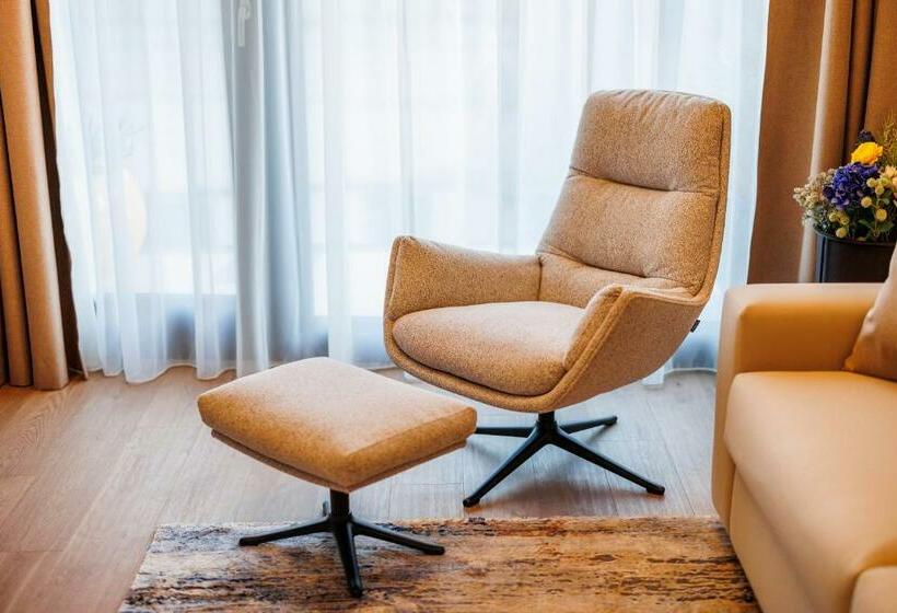 １ベッドルームアパートメント, Rosetti One