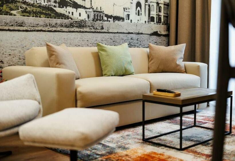 １ベッドルームアパートメント, Rosetti One